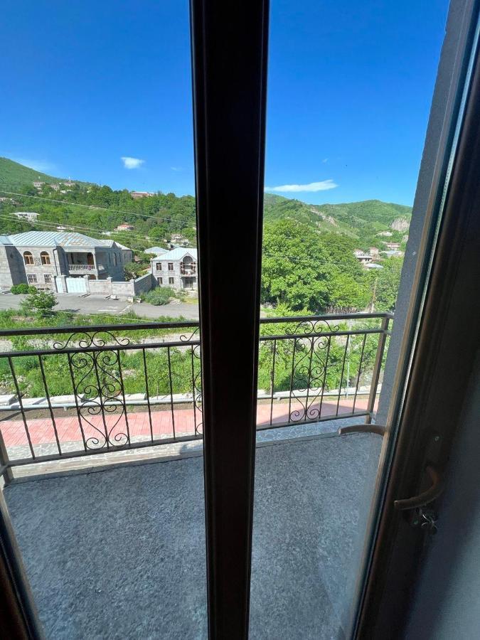 Mthnadzor Hotel Goris Eksteriør billede