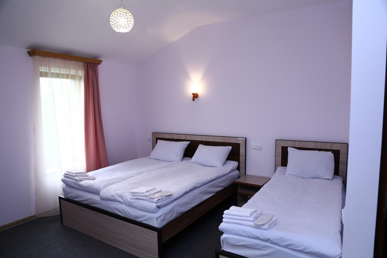 Mthnadzor Hotel Goris Eksteriør billede